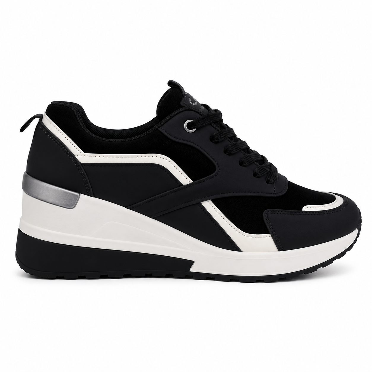 Navessa Street Sneaker 41